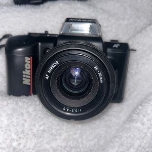 Nikon N4004 F401 F-401 35mm SLR film camera + AF Zoom Lens WORKING